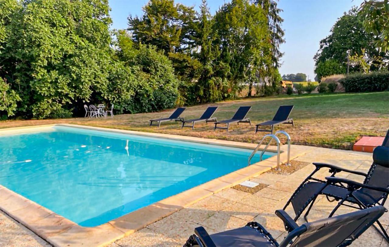 3 Bedroom Lovely Apartment In Mauleon Darmagnac Екстериор снимка