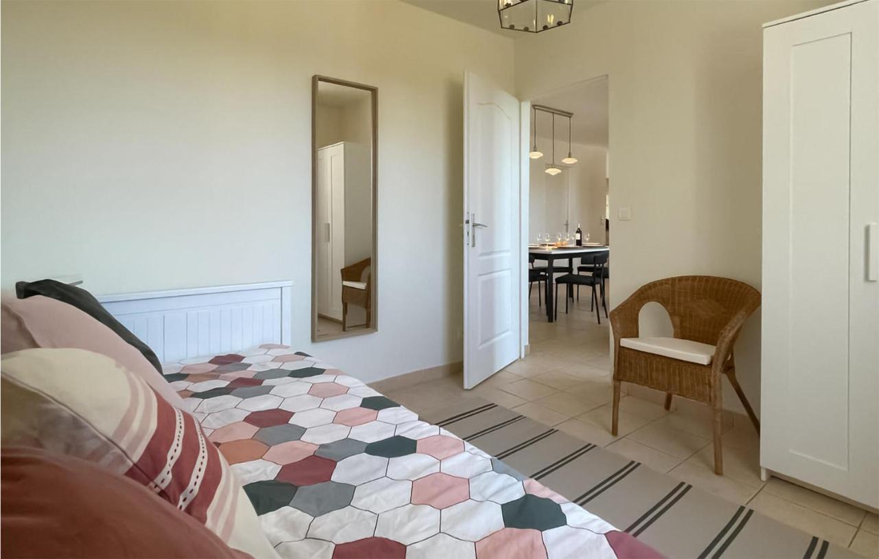 3 Bedroom Lovely Apartment In Mauleon Darmagnac Екстериор снимка